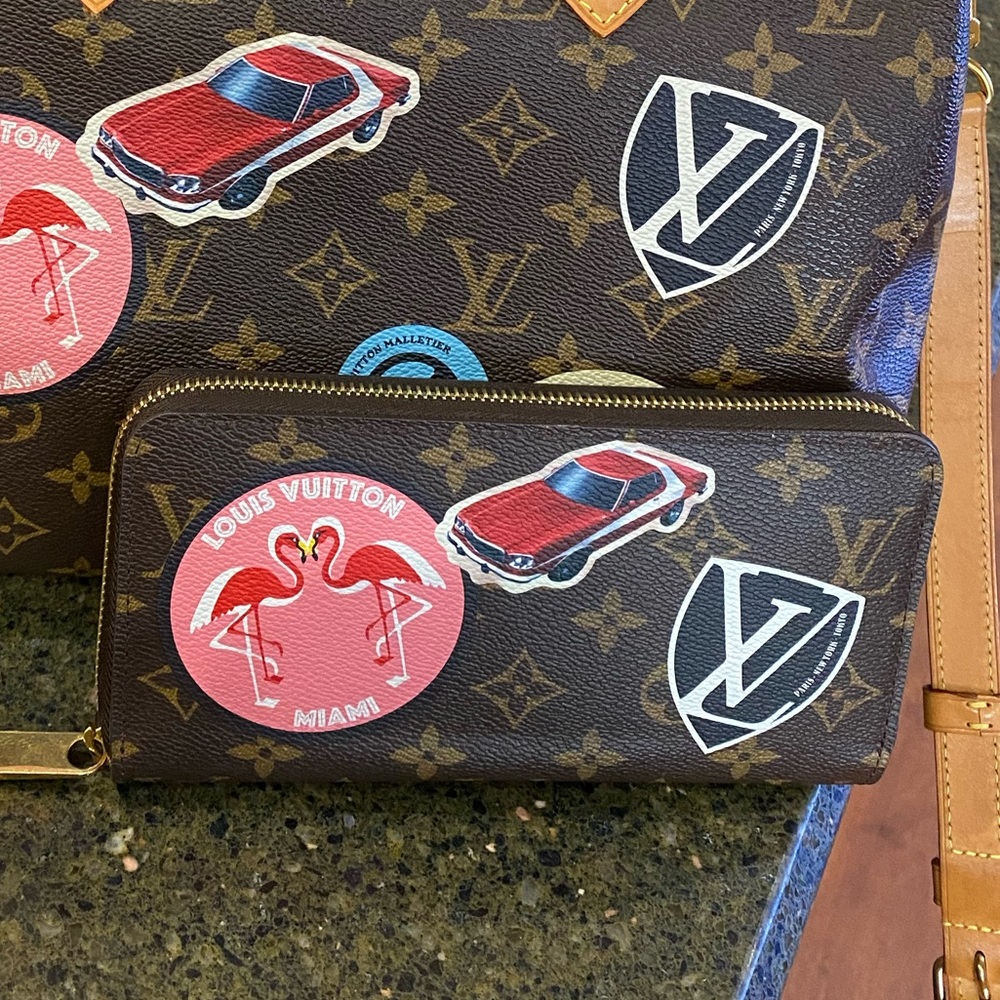 Limited Edition Louis Vuitton World Tour Monogram Zippy wallet - Picture 3 of 5